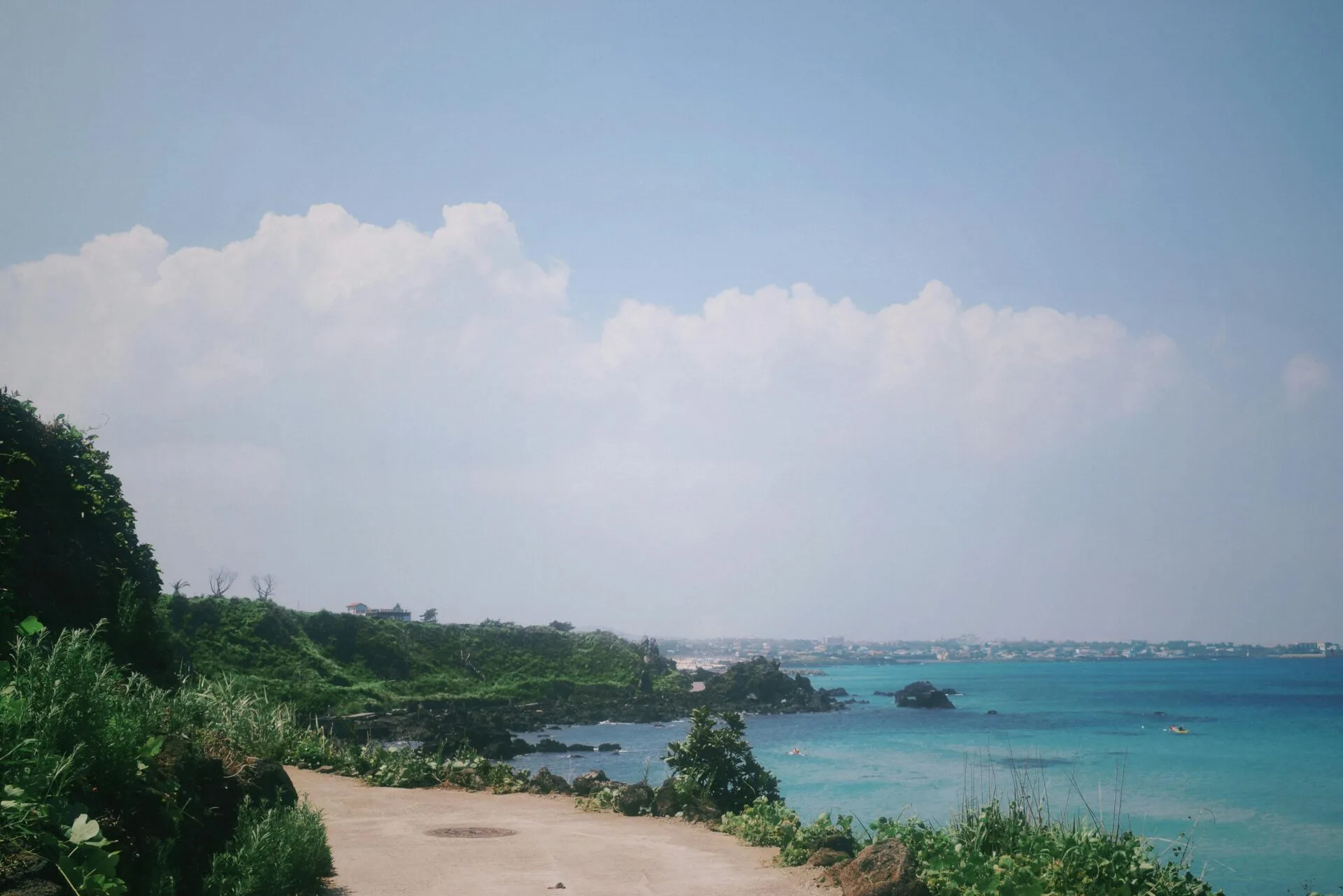 l'ile de Jeju avec la mer